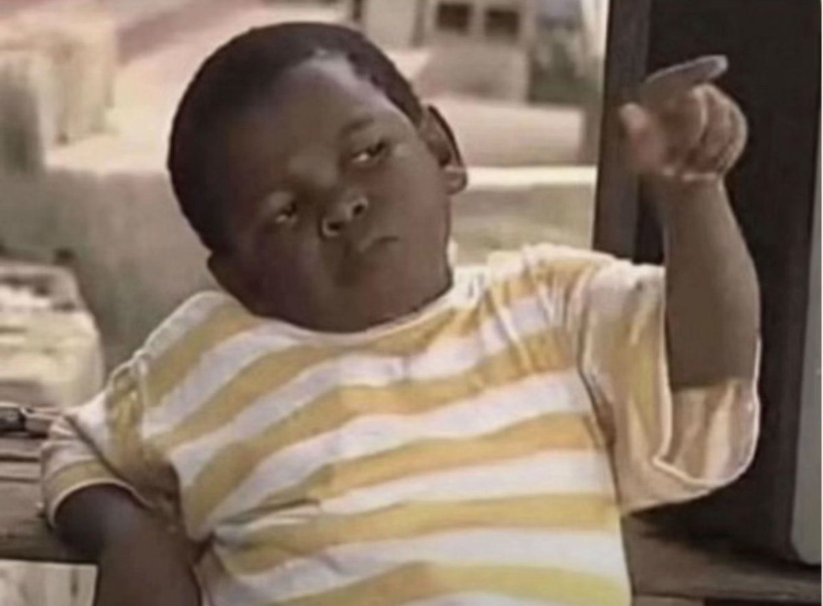 ترند خايس لان ما اگدر أشارك بي
اقيمه صفر من عشره