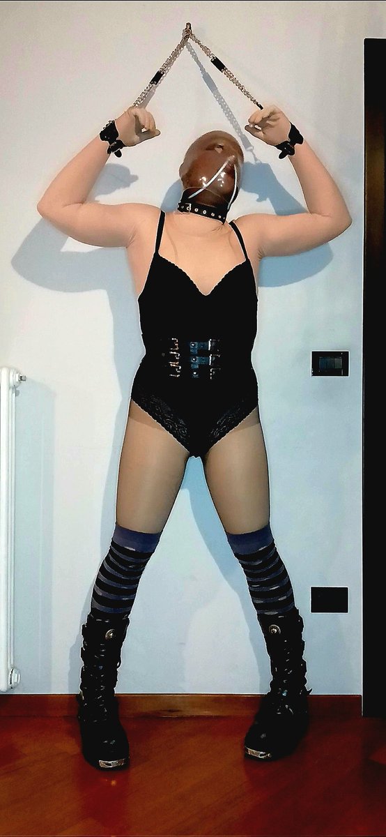 EncaseDoll tweet media