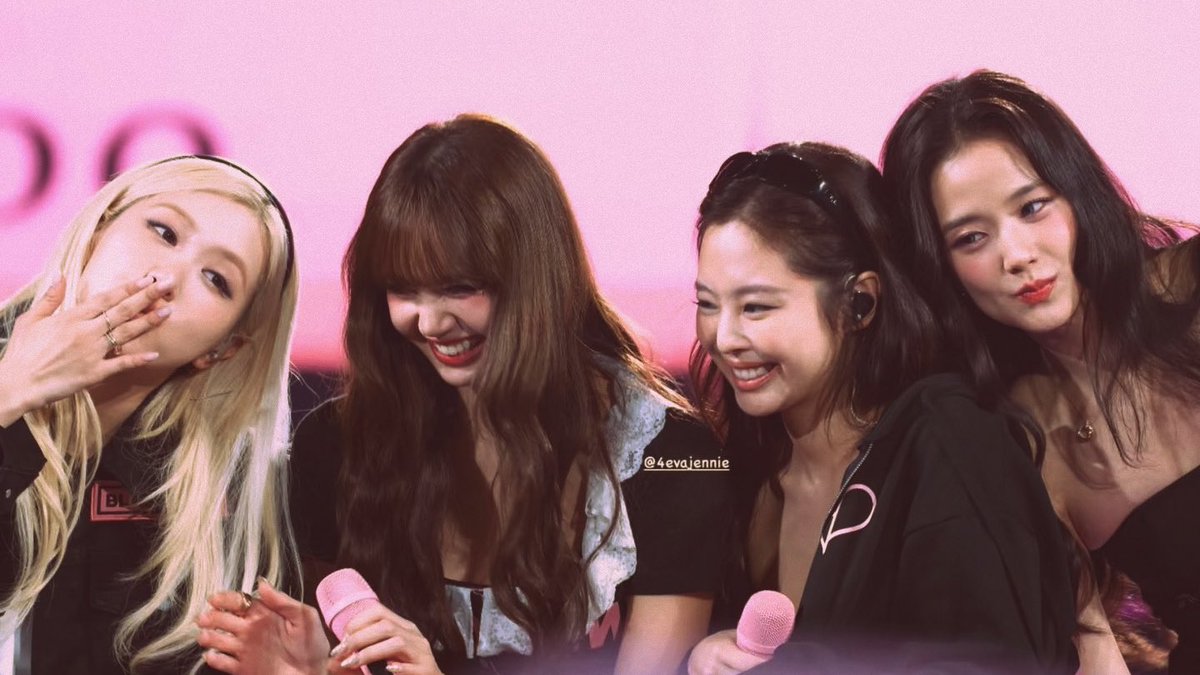 lalisahourIy's tweet image. thank you blackpink