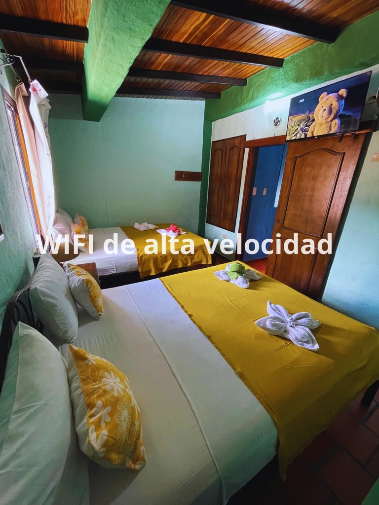 El Sol Posada 🛌 

<a href="/elsolposada/">El Sol Posada</a> Reservas 

🛎📲 Whatsapp/llamadas +584147131763
🖥 elsolposada.com
📍Calle 5 Bis, # 3-126, El Lobo, San Cristóbal, Táchira Venezuela