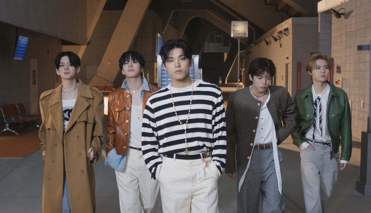 อันนี้ยูนิตอะไร มีไหม ซื้อนะ เอามา 😭😭😭😭