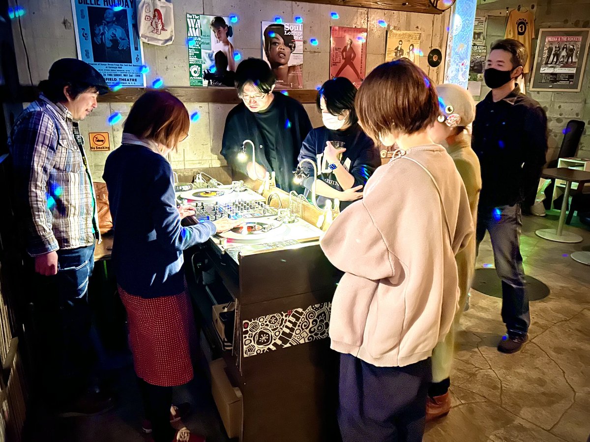 DJ Aliveのスクラッチ講座🔥
まさかの大盛況😂
みなさんスクラッチ楽しんで学んでたようで良かった！
また次回から楽しみだ‼️

#メンフィス兄弟。
#dj講座 
#スクラッチdj 
#dj 
#上手くなりたい