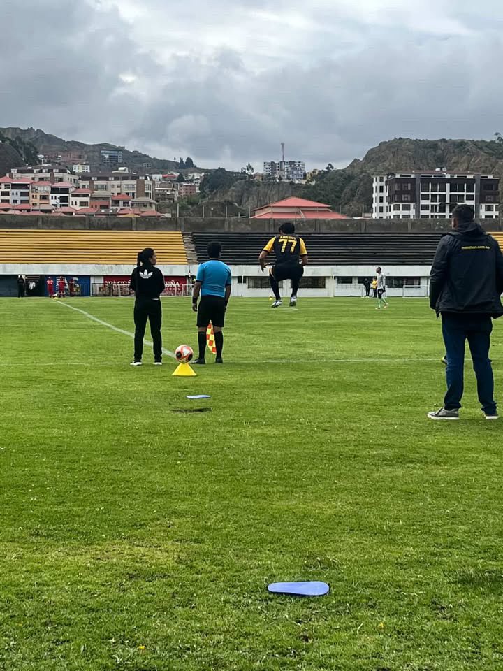 ignavar10's tweet photo. Primeros minutos de AbreGol 🐯🖤💛 https://t.co/tH3serfVIu