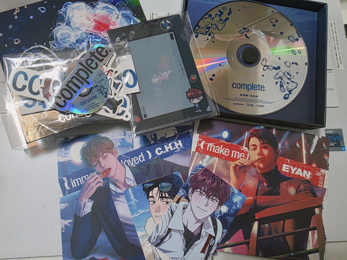 정의헌 생일  #RT이벤트🎁(1/2)
RT 또는 인용으로 의헌이 생일을 축하해주신 분 중 1명께
아코  디스러브 리패키지 앨범을 선물로 드립니다.
- 디스러브를 사랑하면 (O) / 거래계&amp;구독계 (X)
- 웹툰,소설,드씨 中 하나 전체 소장(必)
- 택비는 본인 부담
#HAPPY_UIHEON_DAY
#HBD_to_EYAN
#DissLove