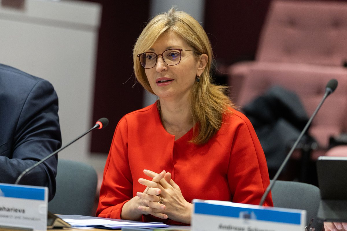 EZaharievaEU's tweet photo. Proud to have chaired today the 3rd Startup Forum on the progress of the Startup &amp; Scaleup Strategy.

We’re moving from discussion to delivery: the vast majority of measures will be implemented in 2026. (1/3) https://t.co/h87PK64gAl