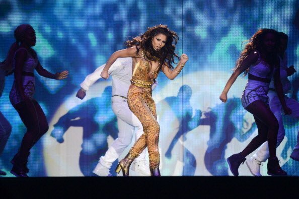 BrasilCheryl's tweet image. 🚨🚨🚨 Nem Shakira, nem Britney: artista escolhida para o show Todo Mundo no Rio em Copacabana em 2026 foi a cantora CHERYL 

A artista assinou o contrato na última semana para o Copacabanaryl e promete o show da carreira