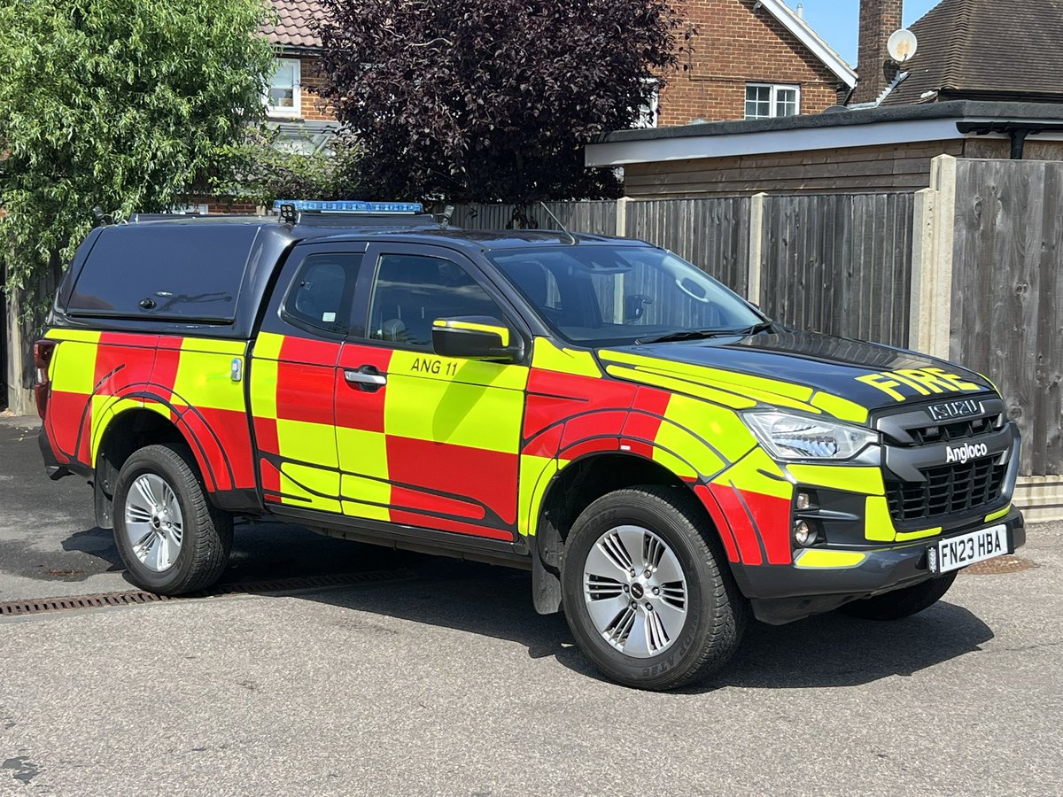 EasternFirePics tweet media