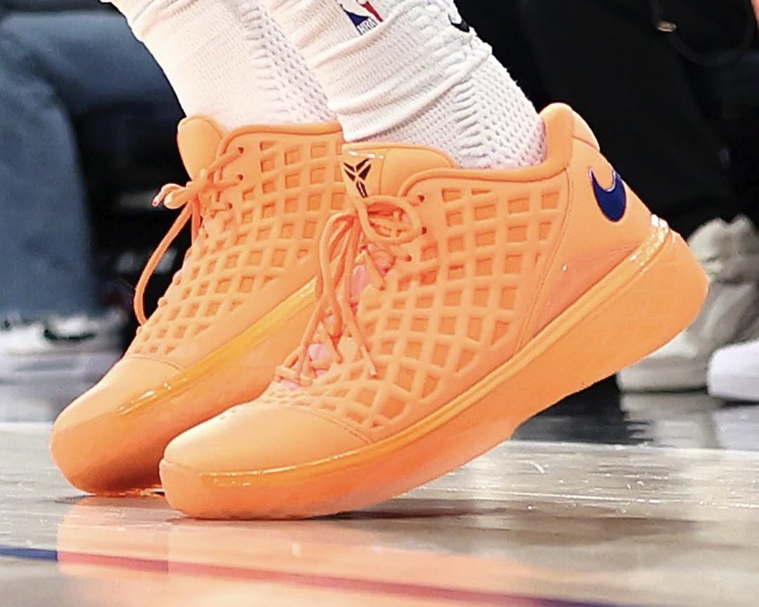 nicekicks's tweet image. Jalen Brunson reportedly doesn’t want his own signature sneaker and would prefer to wear Nike Kobes for the rest of his career 🐍🔥

🎥: @Uninstructed718