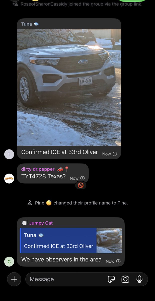 bitchuneedsoap's tweet image. These groups have individuals checking plate numbers in real time. “Confirming” ice vehicles in a matter of seconds. @camhigby @InsiderWire #SignalGate