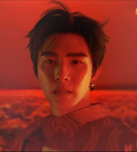 ClaraMaeda's tweet image. Finally some update on Boom and Akina ❤️
But what does #AKA stand for? 🤔
"Aka" (赤) means RED in Japanese, and seeing the color choice of the trailer, the red spider lillies, the 🩸 mark on the story, I can't help to think, is this connected? 

#BXXMRVW
#AkinaTheSeries