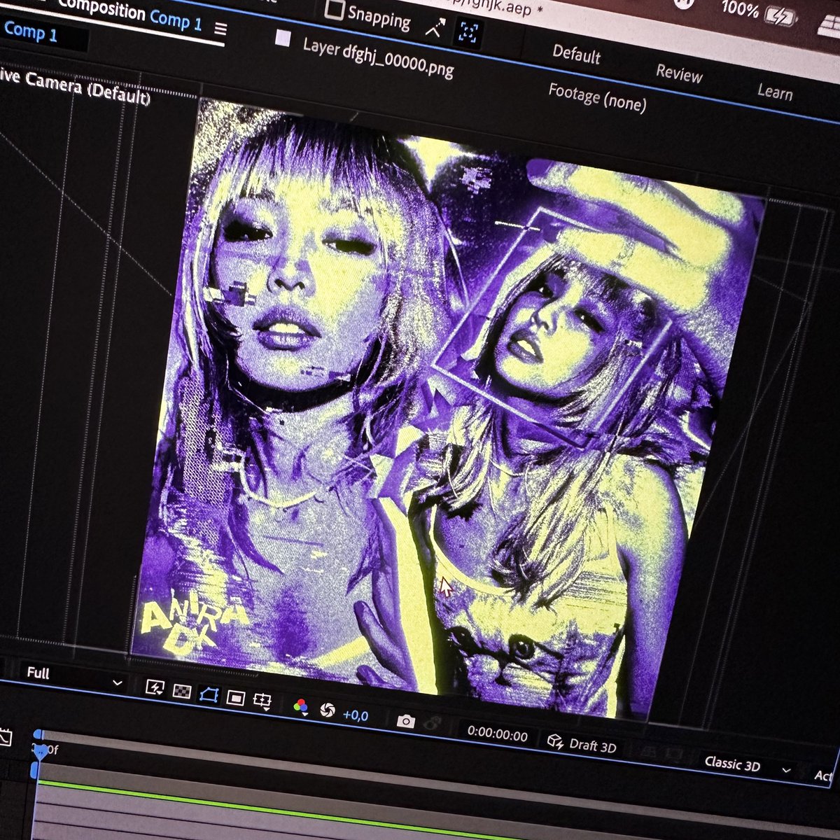 Sci-Fi #JENNIE 

I had to do something with these photos, they are too beautiful