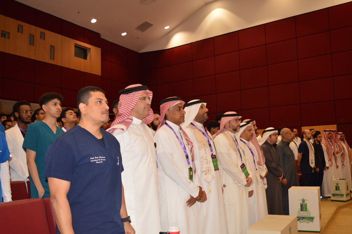 Proud to have lead 132 volunteers to see the success of the 4th edition of #MSRC26
Couldn’t have it done without everyone else in the <a href="/Research__PC/">Research Principles Club 🔎</a> , and I’m sincerely grateful for the experience and good people met along the way 🙏🏼

I will humbly take this win home tonight.