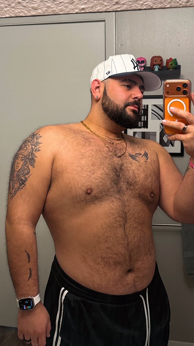 Southernpapi96's tweet image. Good Morning, the best part about waking up is that morning skinny body😅