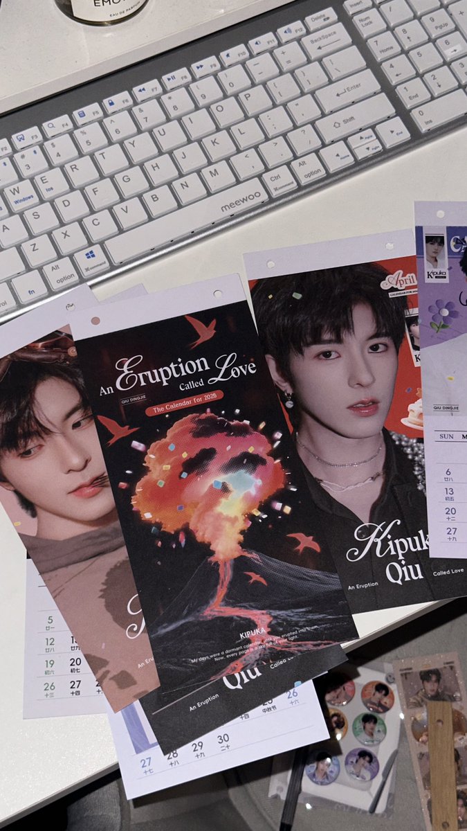 popping by to post these beautiful qiuqiu calendar i ordered to start my 2026, may this year be good to all of us 🍂