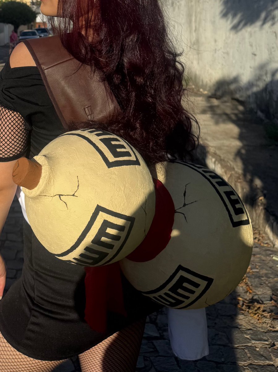 U3CHISA's tweet image. TUTORIAL de como fazer a cabaça do Gaara para o carnaval- A thread