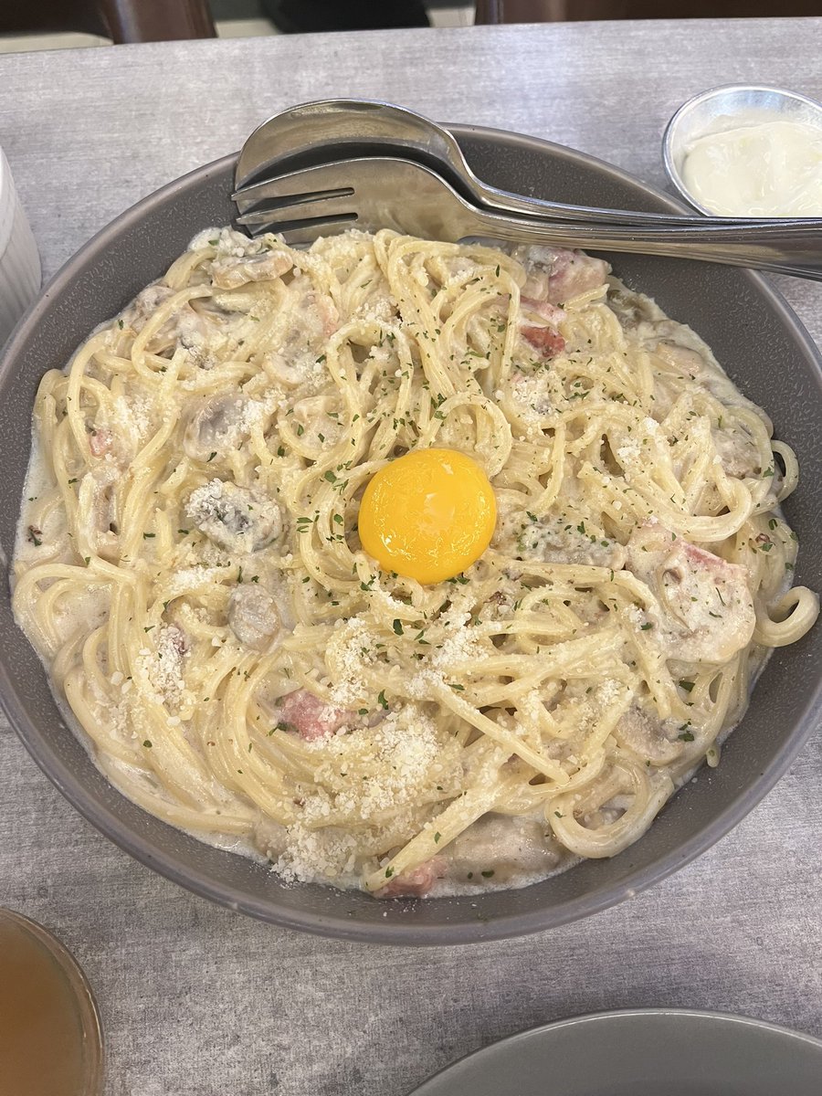 _wencm's tweet photo. Fooooodddieeesss https://t.co/JZsIZJoqMn
