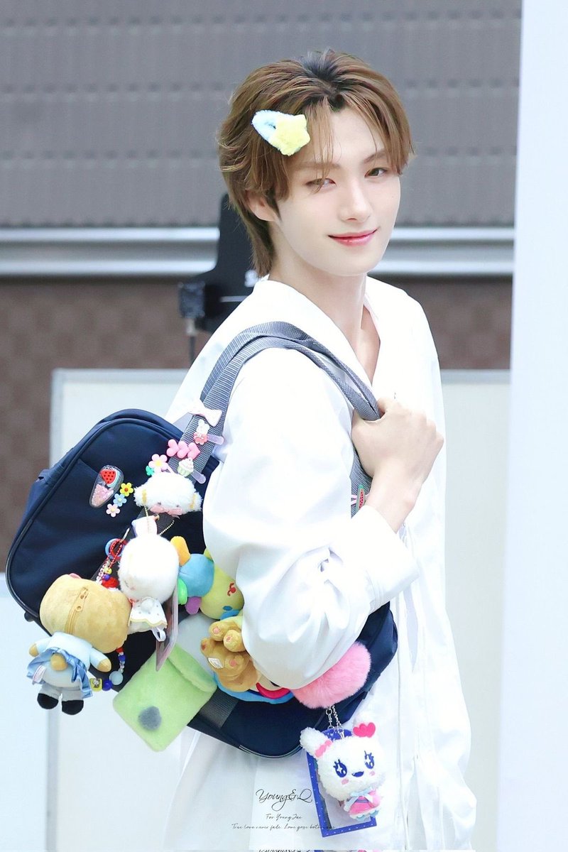 saisclub's tweet image. tws after buying every item available at that miniso store