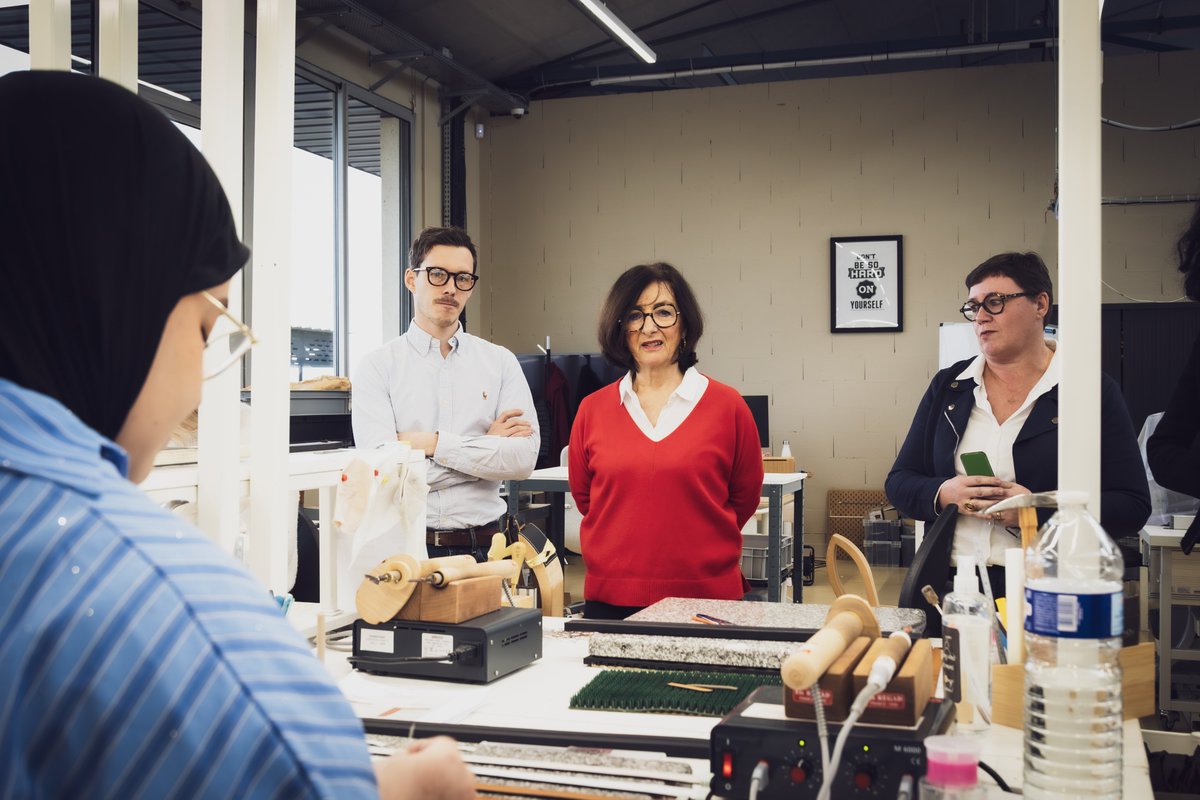 Image de Préfète Centre-Val de Loire et Loiret - Sophie Brocas Préfète Centre-Val de Loire et Loiret a visité deux fleurons de l'industrie régionale,