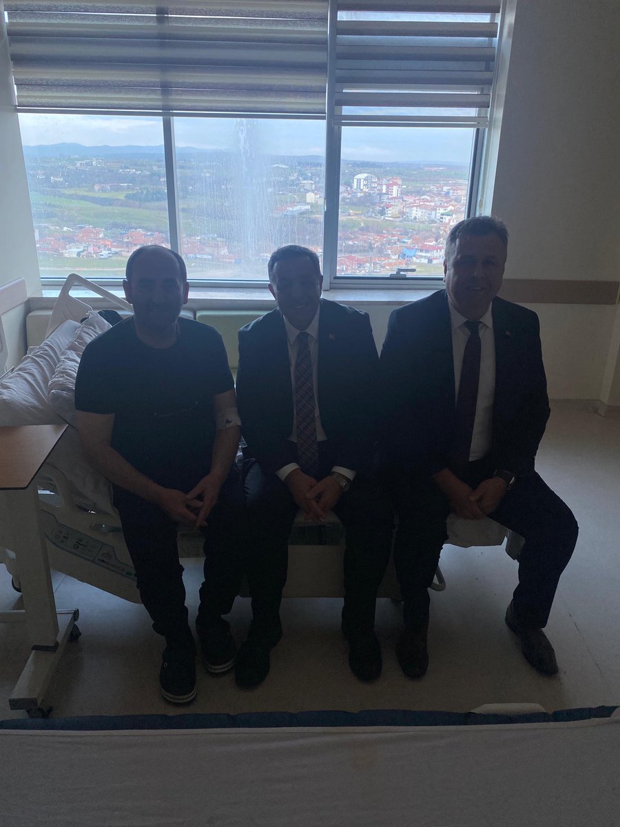 📍Kırklareli

Rahatsızlığı nedeniyle Kırklareli Eğitim Araştırma Hastanesinde tedavi gören, Demirköy İlçe Başkanımız Erdoğan Koca Başkanımıza Kırklareli İl Teşkilat Başkanımız Ahmet Atlı ile birlikte geçmiş olsun ziyaretinde bulunduk. Durumunun iyi olduğunu gördük. Acil şifalar