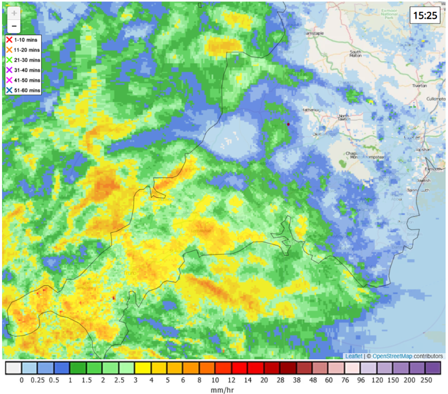 west_devon_info's tweet photo. The forecast heavy rain has arrived in West Devon.

There are flood alerts across Devon and Cornwall.

The Upper Tamar alert says:

"Prolonged heavy rainfall is forecast throughout Mon and into Tue.

Catchments are saturated and rivers are expected to respond" 

#WestDevonWx

1/n https://t.co/pSkR0Xxw3s