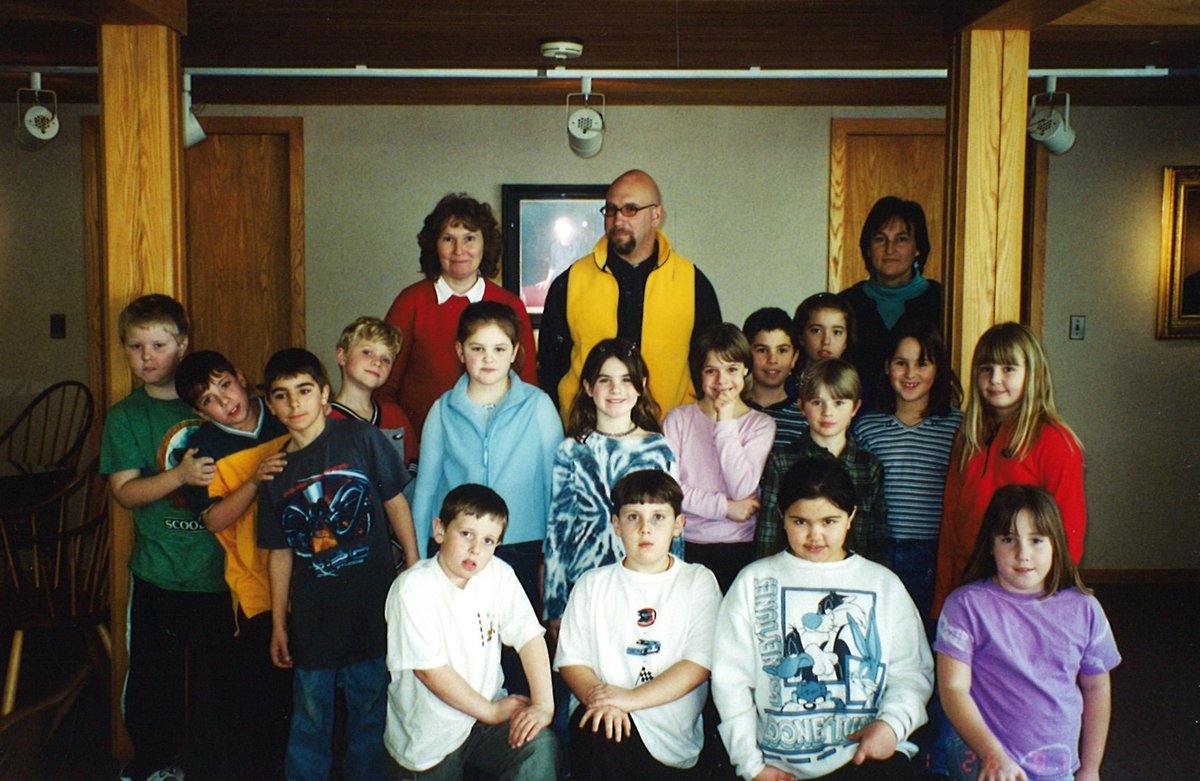 Attention Teachers! The field trip season is almost here. The springtime slots are limited. Be sure to fill out our new online form, to secure a spot on our calendar!
ow.ly/TfaT50XTqGH