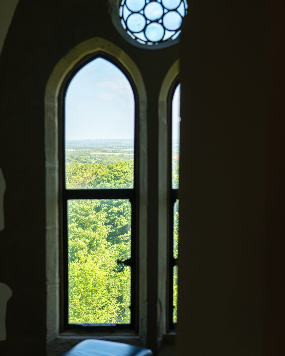 Roch Castle tweet media