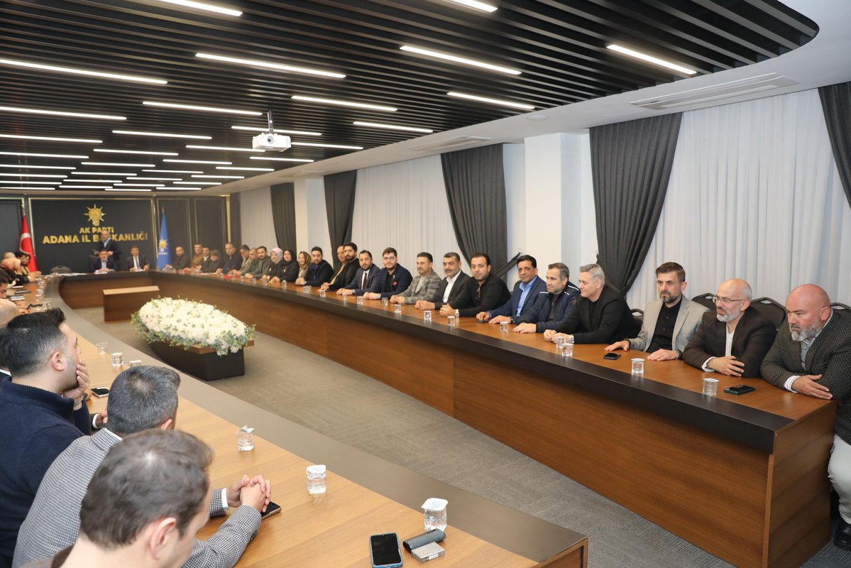 Haftalık Olağan İl Yürütme ve Yönetim Kurulu toplantımız, İl Başkanımız Sn. Tamer Dağlı’nın başkanlığında gerçekleştirildi.

Şehrimiz ve teşkilatımız adına hayırlara vesile olmasını diliyoruz.