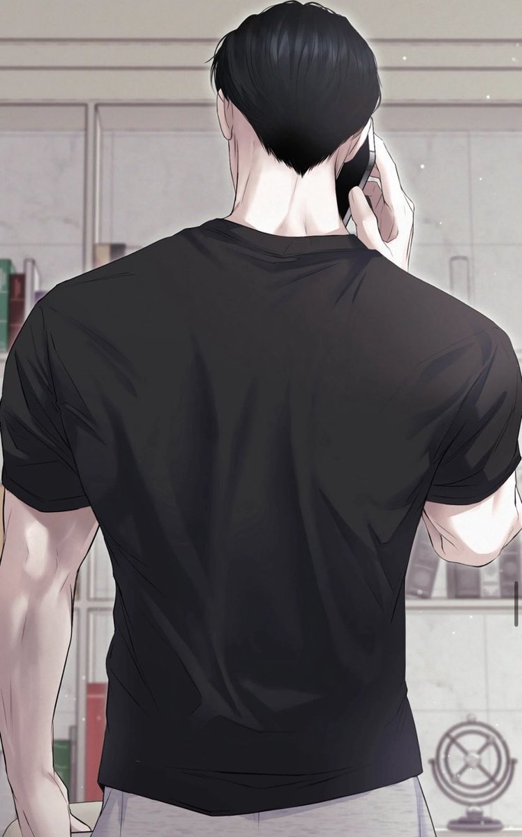 เขินไหล่พี่แกมาก จากไหล่ซ้ายไปไหล่ขวาใช้เวลาสามชั่วโมงอ่ะ