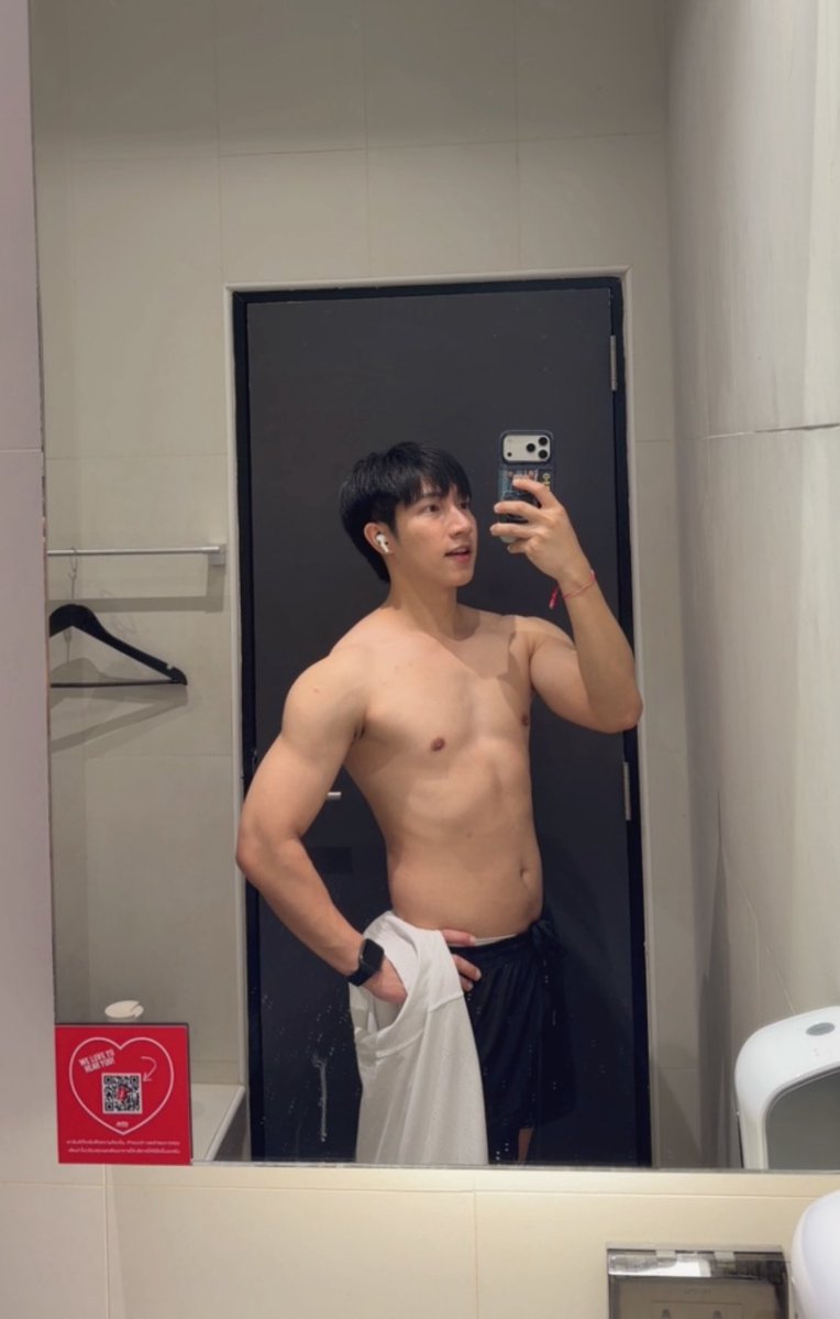 Termpsk's tweet image. ลีนแล้ว แต่เอาอีก