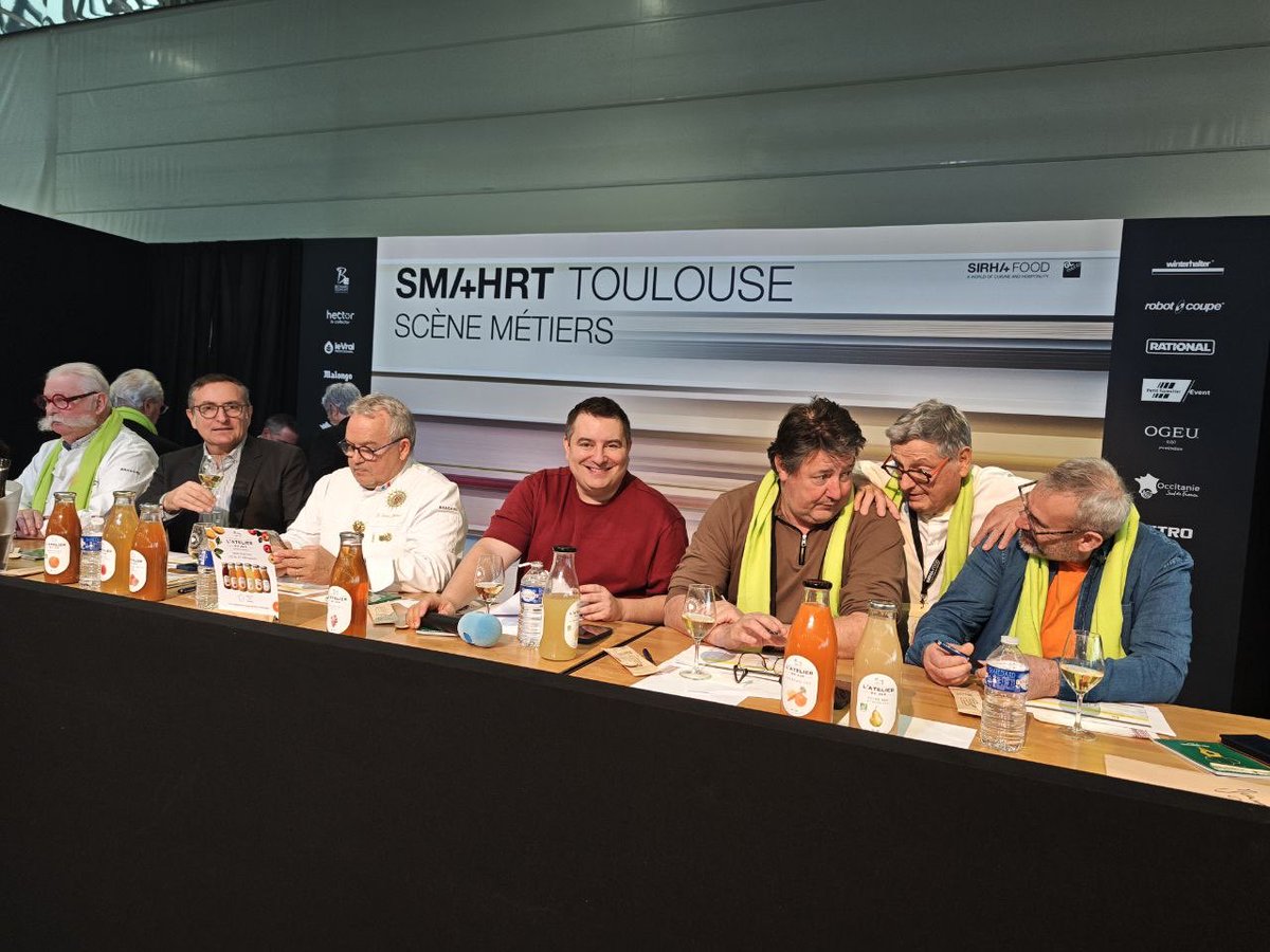 Toujours un plaisir d’être au jury du #PrixLucienVanel et encore plus pour départager les talents du tout premier Vanel d’Or "dessert signature" ! Félicitations au lauréat, Florent Cluzel, chef de la Maison Castet ainsi qu’au Cantou, vainqueur du #VaneldOr "cuisine gastronomique"