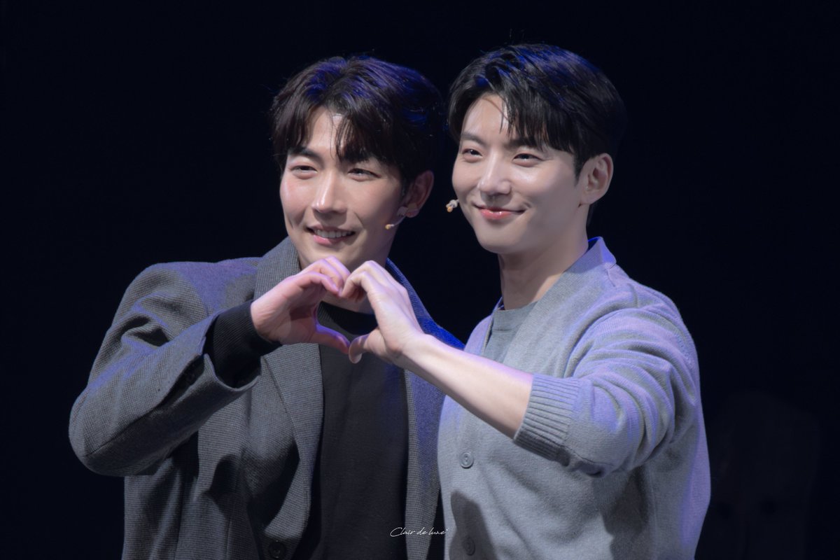 260126 뮤지컬 판 새해 대잔치 콘서트
포토타임

달수 ㅣ #현석준 #윤은오 배우님 ෆ