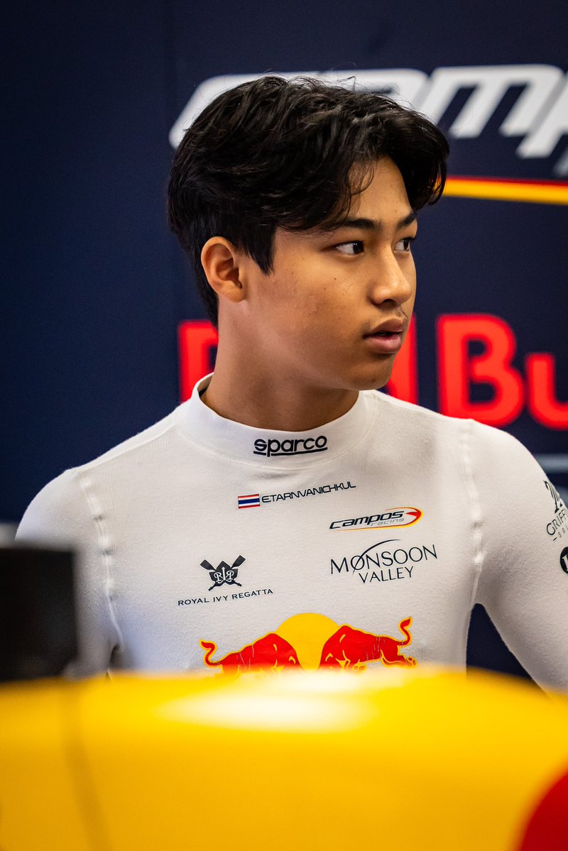 DRIVER ANNOUNCEMENT | 🇹🇭 Enzo Tarnvanichkul joins Campos for the 2026 Eurocup-3 season!

The 16-year-old finished eighth in the series last year, taking one win and two further podiums.

📸 Red Bull Content Pool

#Eurocup3