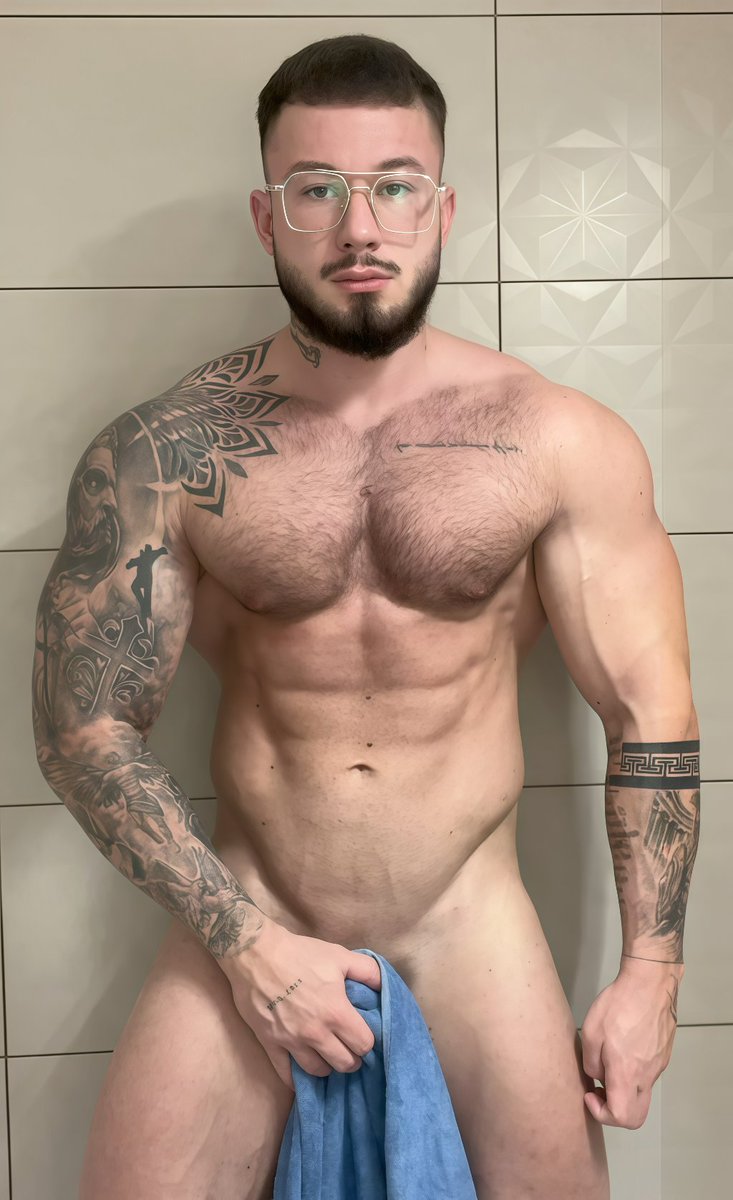 Chudai
All my content linktr.ee/bigrayvip