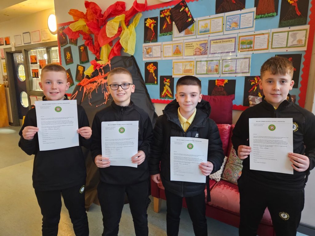 ctrps1's tweet photo. Huge congratulations to Shane, Aodhan, Rua &amp; Shea on making it through to the final trials for the Belfast Schools representative squad.👏⚽️

Down to the last 40 and battling it out for a place in the final 12. Best of luck, boys! 💪🔥 https://t.co/xrEBclsIX1