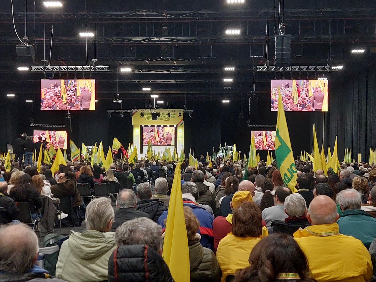 ColdirettiAL's tweet image. UE: da carne agli ormoni a riso ai pesticidi, più controlli per salvare il territorio e la biodiversità.
6 mila agricoltori per dire NO a concorrenza sleale e rischi per i consumatori
Allarme lanciato oggi durante la mobilitazione a Torino. Centinaia gli alessandrini.
@coldiretti