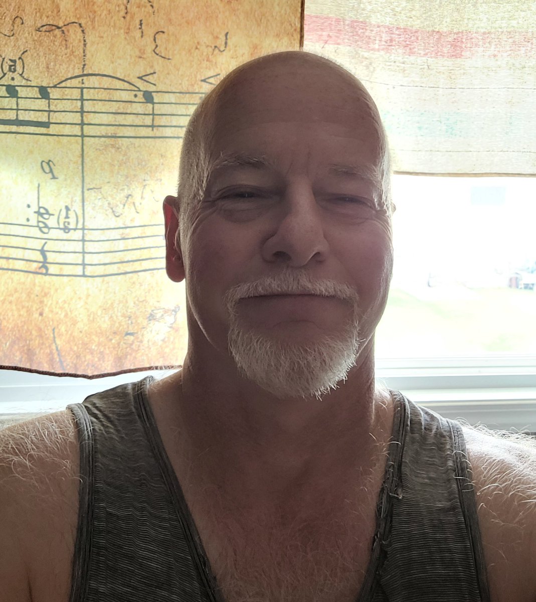Eric Hanson tweet media