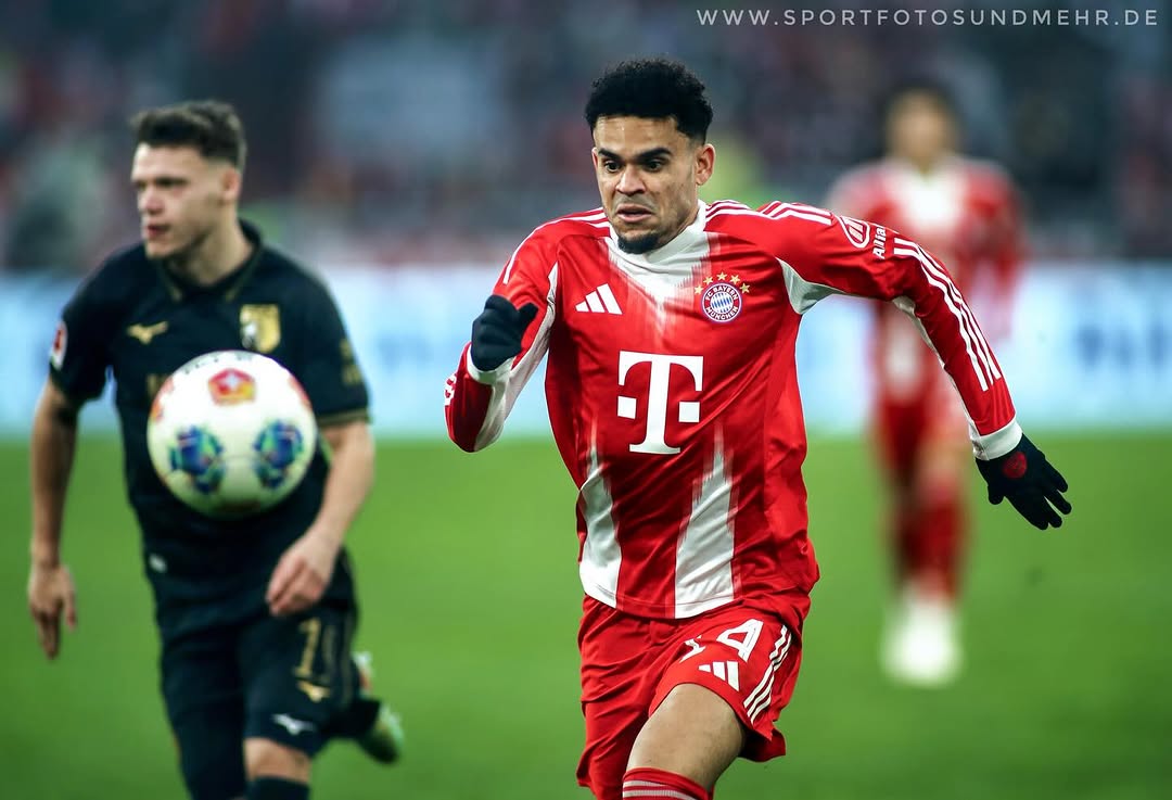 FCbayern688302's tweet photo. [📸 Ulrich Wagner] #FCBFCA #MiaSanMia https://t.co/d45nkRp0iA