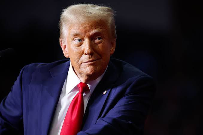 CryptoSarelf's tweet photo. Trump'ın 2026 Ocak ayında yaptıkları

Maduro’yu yakaladı
Küba’yı tehdit etti
Kolombiya’yı tehdit etti.
Rus gemilerine el koydu
Meksika’ya, Kanada’ya tarifeler dayattı
Grönland’ı satın almaya kalktı
Powell’a dallama dedi.

Güya kriptoya boğa getirecekti.

#bitcoin #ethereum