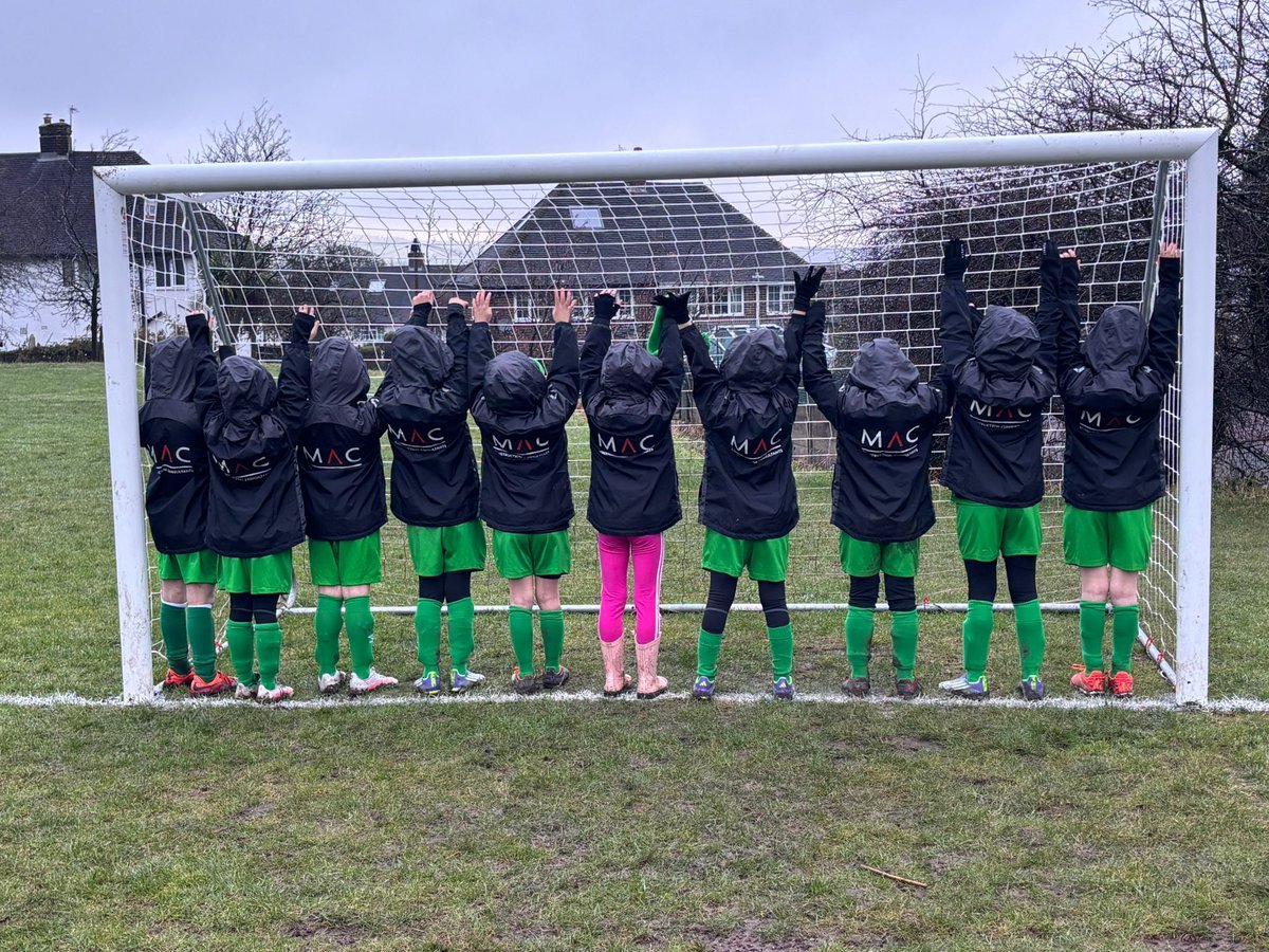 MAC is proud to be sponsoring Crosspool Girls Under 8s in Sheffield! 

It’s fantastic to back such an enthusiastic group of players at the start of their football journey.

Wishing the team a great season ahead!

#CommunitySupport #Sheffield #MACSheffield