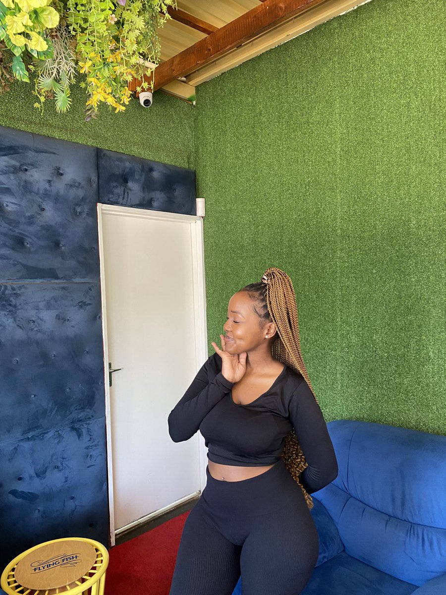 PalesaDimples's tweet photo. Always that girl🌸 https://t.co/UqKEgnnrw9