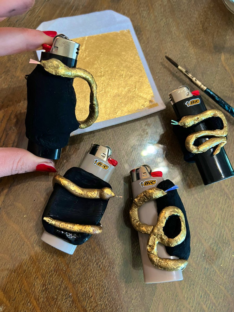 Kelly Aiken tweet media