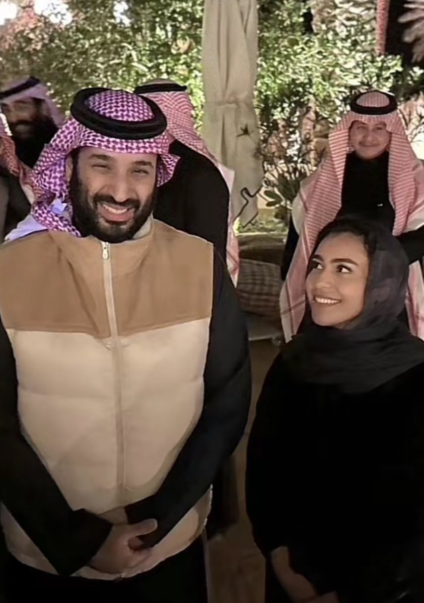 نظرات الشعب السعودي لمحمد بن سلمان ❣️.