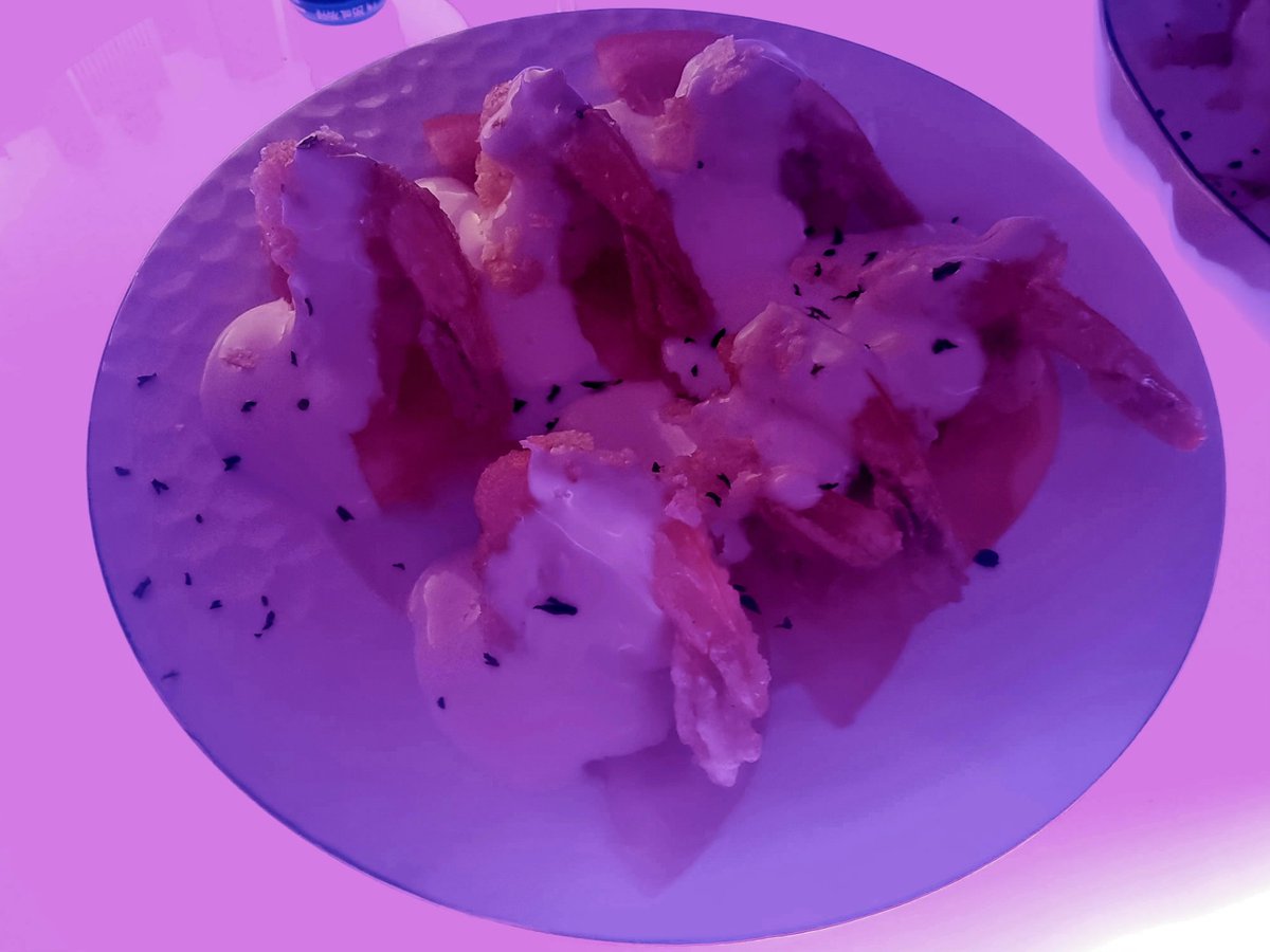 choco2001a's tweet image. 성대가 만든 안주 맛있게 잘먹음!! 오늘까지 연속 4일째야 ... 으윽 친구가 불러서 안올수가 없었지 뭐야 ㅋㅋ