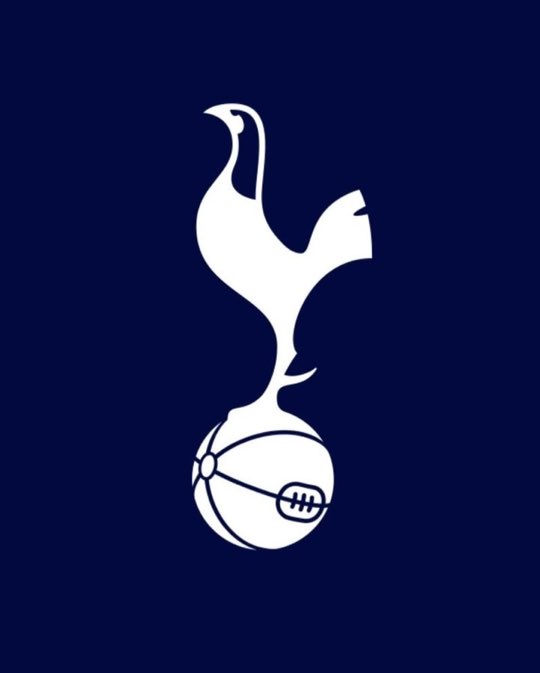 thfc_T_news's tweet photo. 🚨⚪️: Tottenham and Liverpool are going HEAD-TO-HEAD to sign Aurélien Tchouaméni! 🇫🇷👀

- It’s believed that Tottenham have made an ‘offer’ of €100m (£87m) for Real Madrid star. 

Source: @fichajesnet 🥉 https://t.co/l4JaoQOTIN