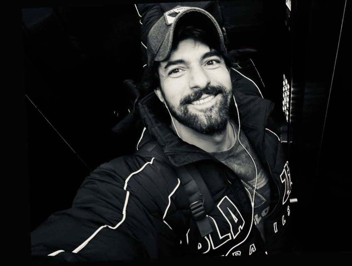 AkyurekEtkinlik's tweet photo. #EnginAkyürek Instagram hesabından yeni bir hikaye paylaştı.❤️😍

📍IG story| @/enginakyurek https://t.co/6tj31VTIW2