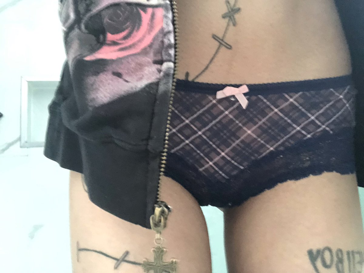 lambabygoat's tweet image. 