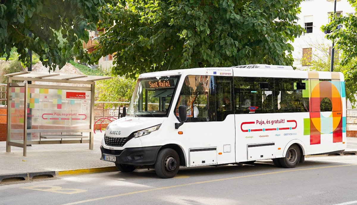 Ontinyent dotarà el bus urbà de noves marquesines i informació digital en temps real amb 458.000 euros de la Diputació