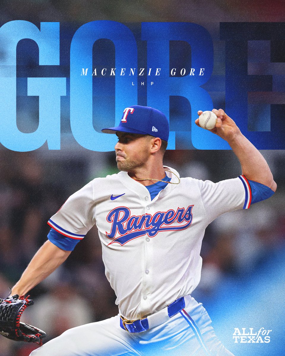 Looking Gore-geous in his new threads.