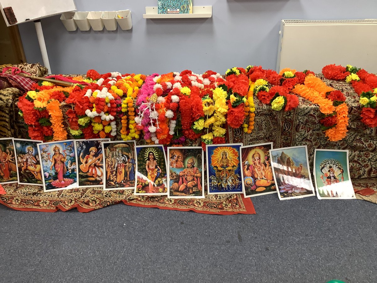 AbbeyPrimary's tweet photo. #Y1 looks a little different today… we wonder what is going on? #Multifaithweek https://t.co/ObUtashTqB