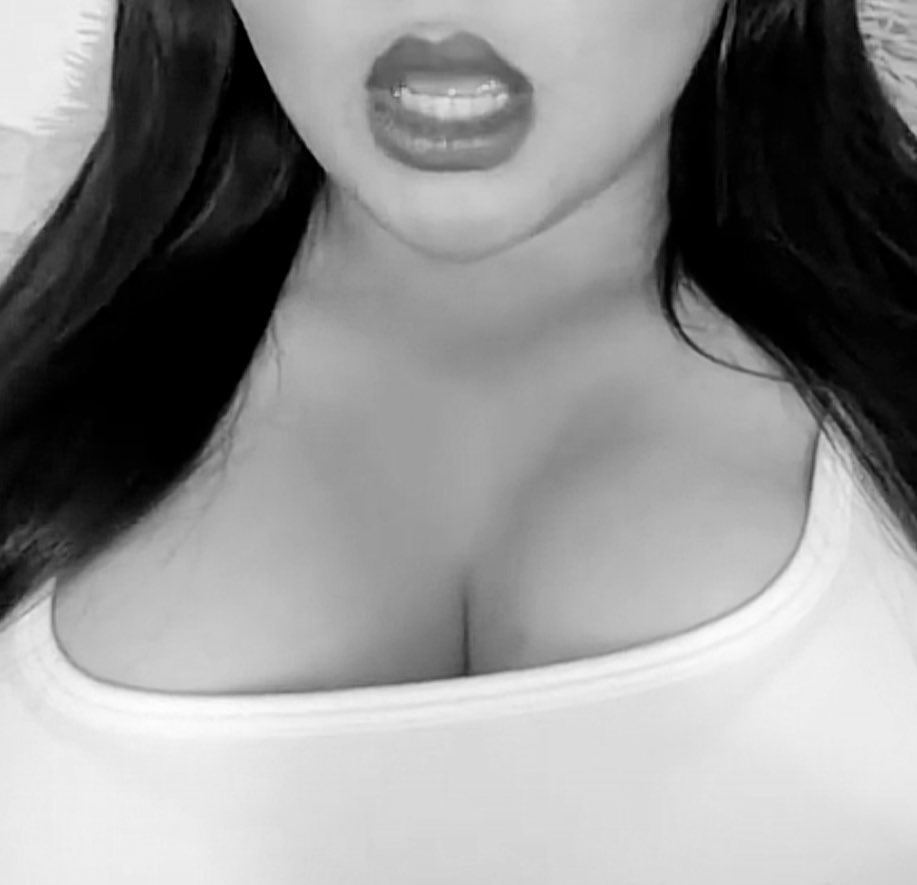 hannaleyOF's tweet photo. disponible para encuentros toda ma semana🥰🥰🥰 https://t.co/fcmx9lE7jq